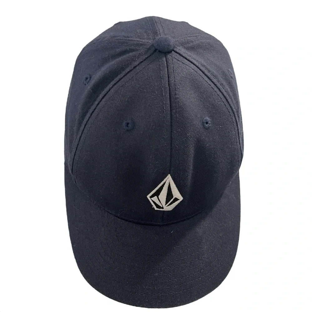 Youth VOLCUM Full Stone flexfit baseball cap Embroidered white logo